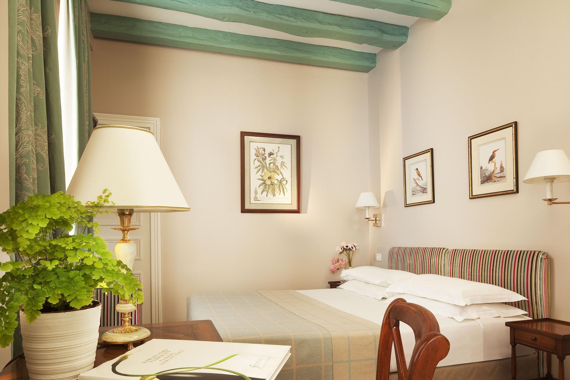 Le Relais Saint Honore Paris Exteriör bild