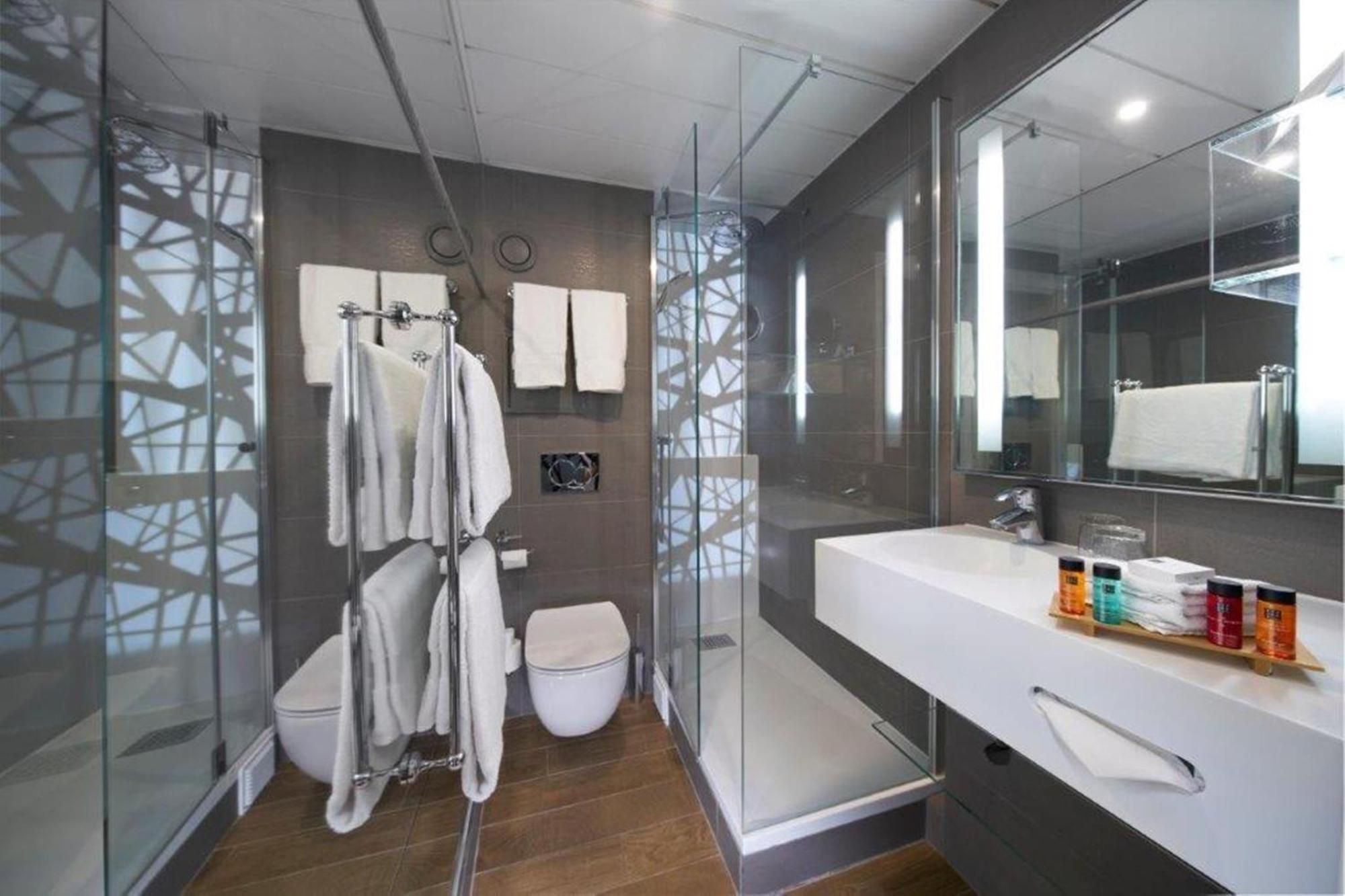 Le Relais Saint Honore Paris Rum bild